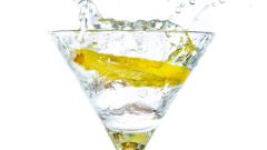 7 причин, по которым нужно пить воду с лимоном