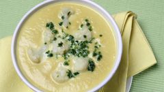 Как приготовить суп-пюре из цветной капусты с крутонами