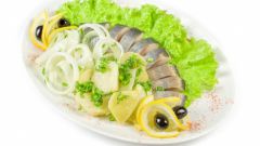 How to cook herring with vinegar and oil