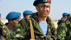 What troops wear blue berets