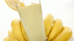 Как приготовить молочный коктейль с бананом