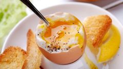 How to cook a soft-boiled egg