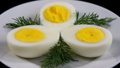 Как сварить яйца в микроволновке