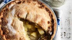Как приготовить яблочный пирог-перевертыш с кукурузной мукой?