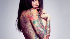 Должна ли девушка делать татуировки?