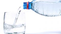 Как выбрать питьевую воду в магазине
