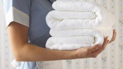 The procedure for cleaning hotel rooms
