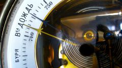 How to use a barometer