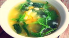 Как приготовить полезный суп из крапивы