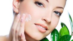 How to use vitamin E liquid for face