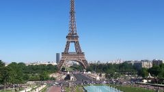 Как в Париже найти Эйфелеву башню