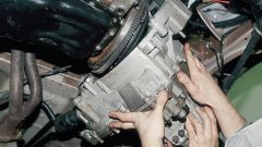 How to remove the gearbox from the VAZ-2110