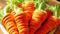 Салат в "морковках" из слоеного теста