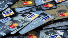 На что обратить внимание при оформлении кредитной карты