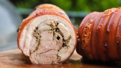 Мясной рулет в свиной шкурке - альтернатива колбасе