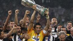 Какие футбольные команды поборются за Суперкубок Италии в 2014 году