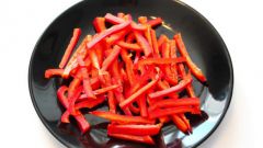 How to slice the peppers into strips