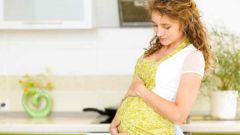 Pain in right side during pregnancy: possible causes