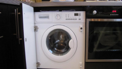 Установка встраиваемой стиральной машины 