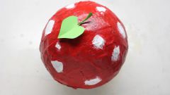 How to make the surface of products made of papier mache smooth