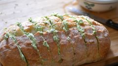 Как приготовить пикантный хлеб