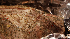 Запеченное мясо в фольге в духовке: рецепт приготовления 