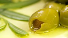 Оливковое масло от растяжек: эффективность, правила использования 