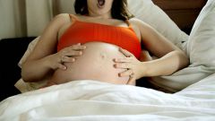 Как пережить схватки во время родов