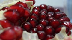 How to choose a pomegranate juice
