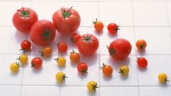 Как украсить салат помидорами