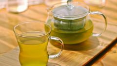 Какой водой нужно заваривать зеленый чай