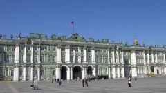 How to get to the Hermitage in St. Petersburg