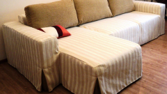 Покрывала на угловые диваны: от простоты до роскоши 
