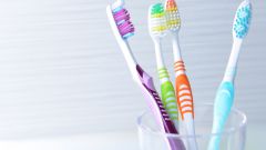  Отзывы о самых лучших зубных щетках