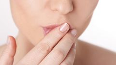Причины пересыхания губ
