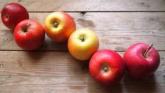 Почему яблоки полезны  для женщин