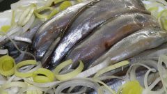 How to pickle capelin home