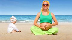 The rules of sunbathing pregnant