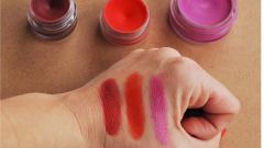 How to make lipstick from crayons wax