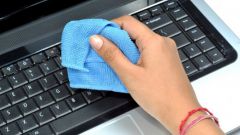 How to clean your computer keyboard or laptop
