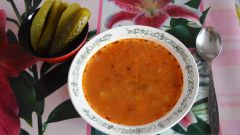 Как приготовить фасолевый суп с перловкой и томатным соусом