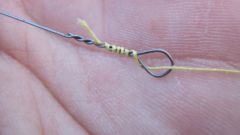 How to tie a fishing line leash