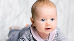 Период развития ребенка от 6 месяцев до 1 года