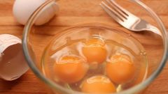 5 несложных рецептов как приготовить яичницу на завтрак