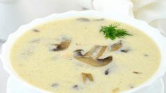 Куриный суп с сыром и грибами