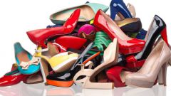 Как подобрать соответствующую обувь к платью