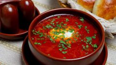 Red borscht in Ukrainian