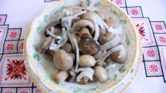 As a quick and tasty marinated mushrooms?