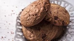 Как испечь печенье с орехами и шоколадом