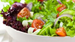 Как приготовить салат на скорую руку: 5 рецептов 